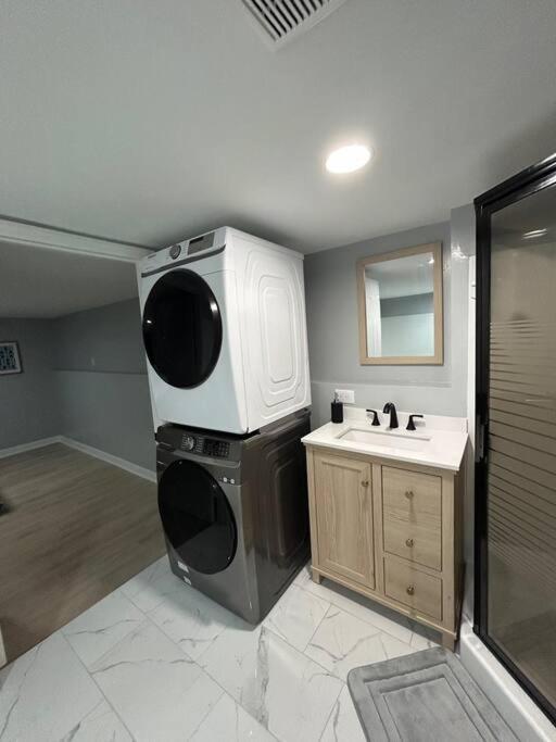 Comfy Lower Lvl Apt With Jetted Tub Near Uptown And Unc Charlotte Buitenkant foto